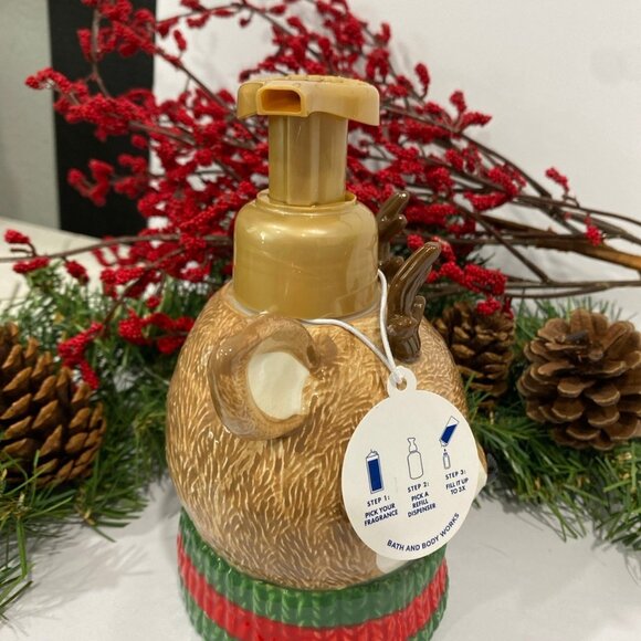 Bath & Body Works Christmas Holiday Winter “Reindeer” Ceramic Soap Dispenser New - Picture 5 of 8
